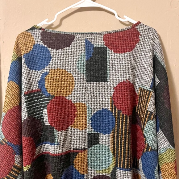 🏷️ talk of the walk • gray multicolor circle dot abstract knit pullover sweater - Picture 11 of 14